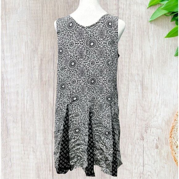 Relativity Womens Mini Dress Size 2X Black White Fit & Flare Sleeveless - Picture 4 of 9
